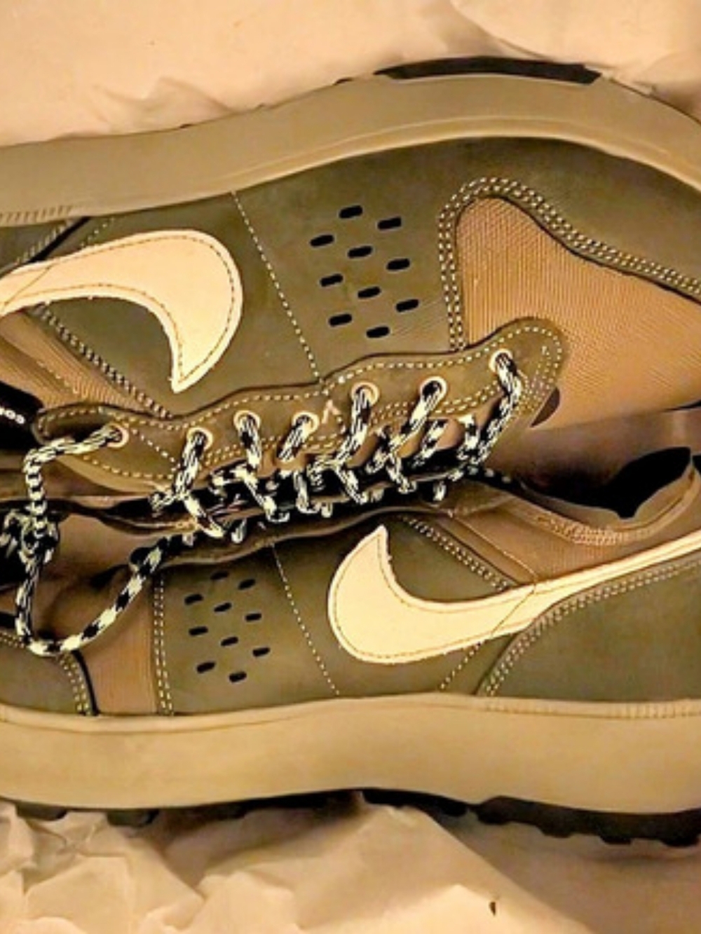 Nike C1TY Premium CORDURA Size 13